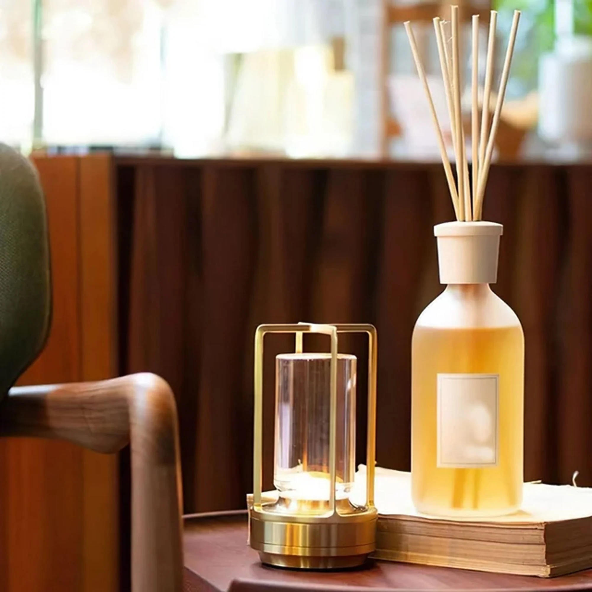 Luminique Crystal Portable Lamp - Image 9